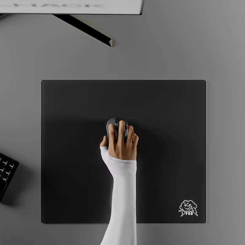 Glass Gaming Mouse Pad Skypad  - Gaming Accessories White recension och pris
