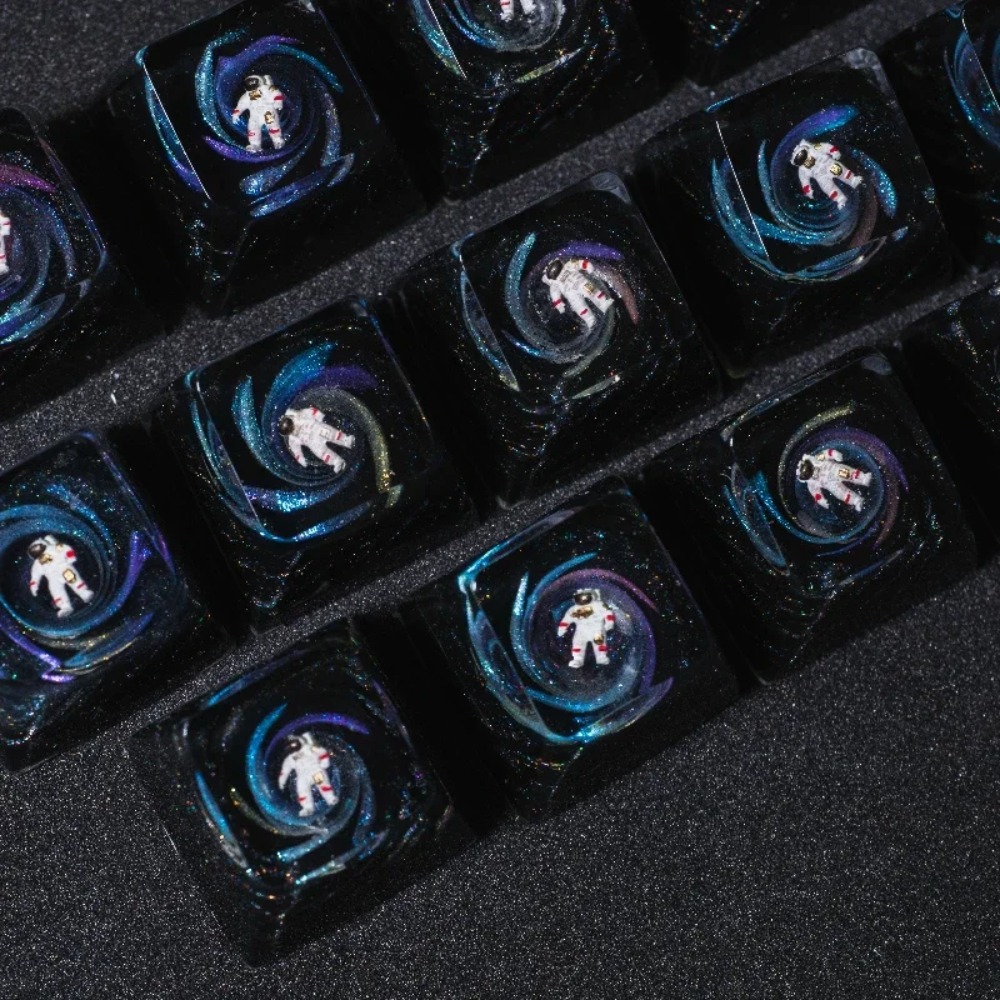 Artisan Keycap Astronaut Resin - Gaming Accessories To Gift recension och pris