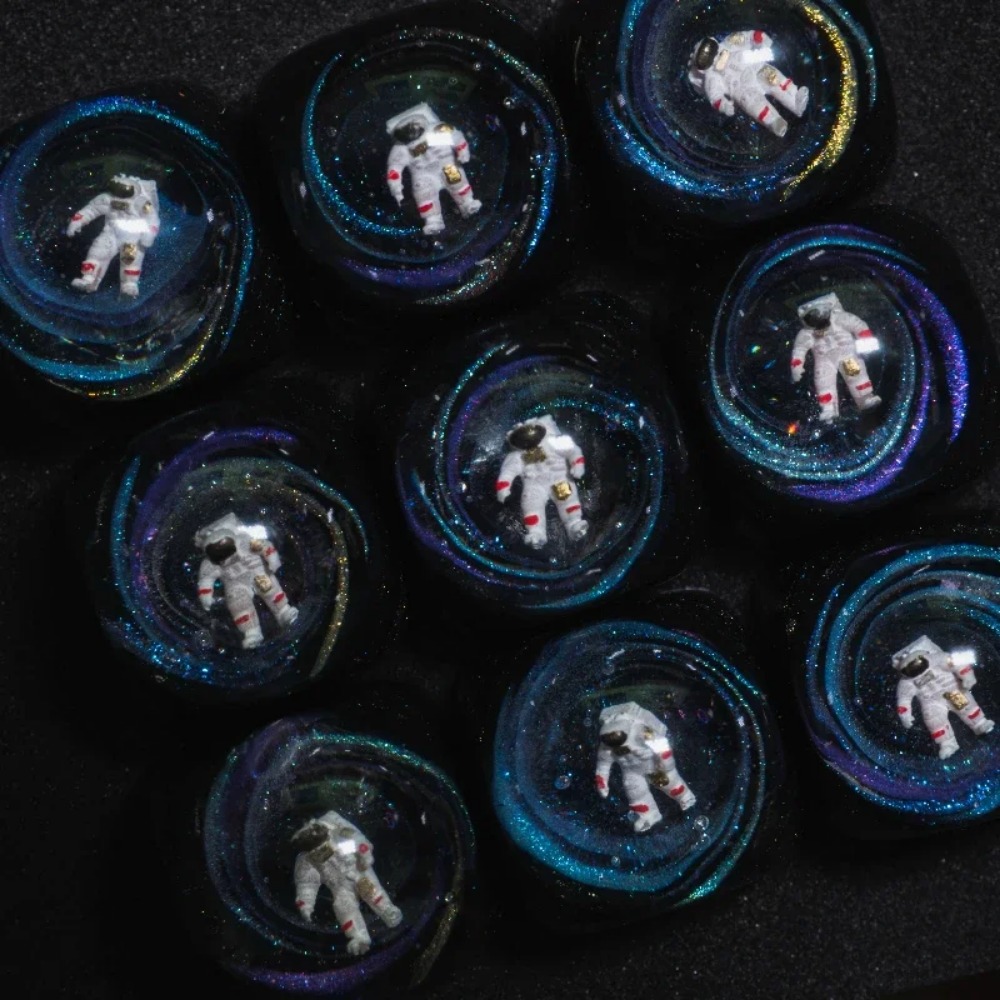 Artisan Keycap Astronaut Resin - Gaming Accessories To Gift recension och pris