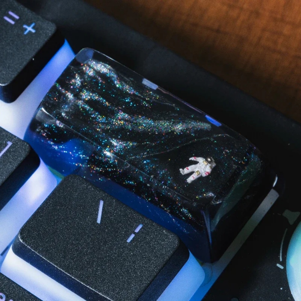 Artisan Keycap Astronaut Resin - Gaming Accessories To Gift recension och pris